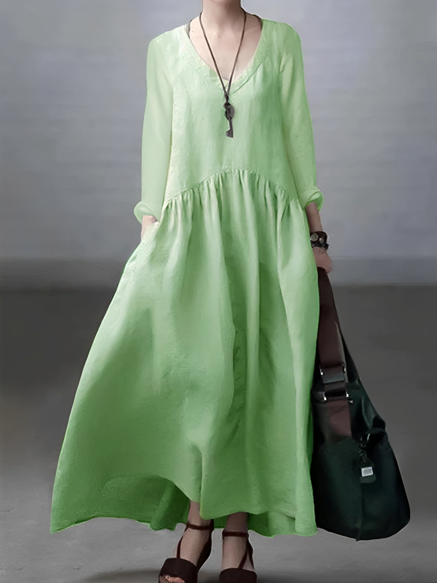 Lindy - Lockeres, bequemes Damenkleid mit V-Ausschnitt