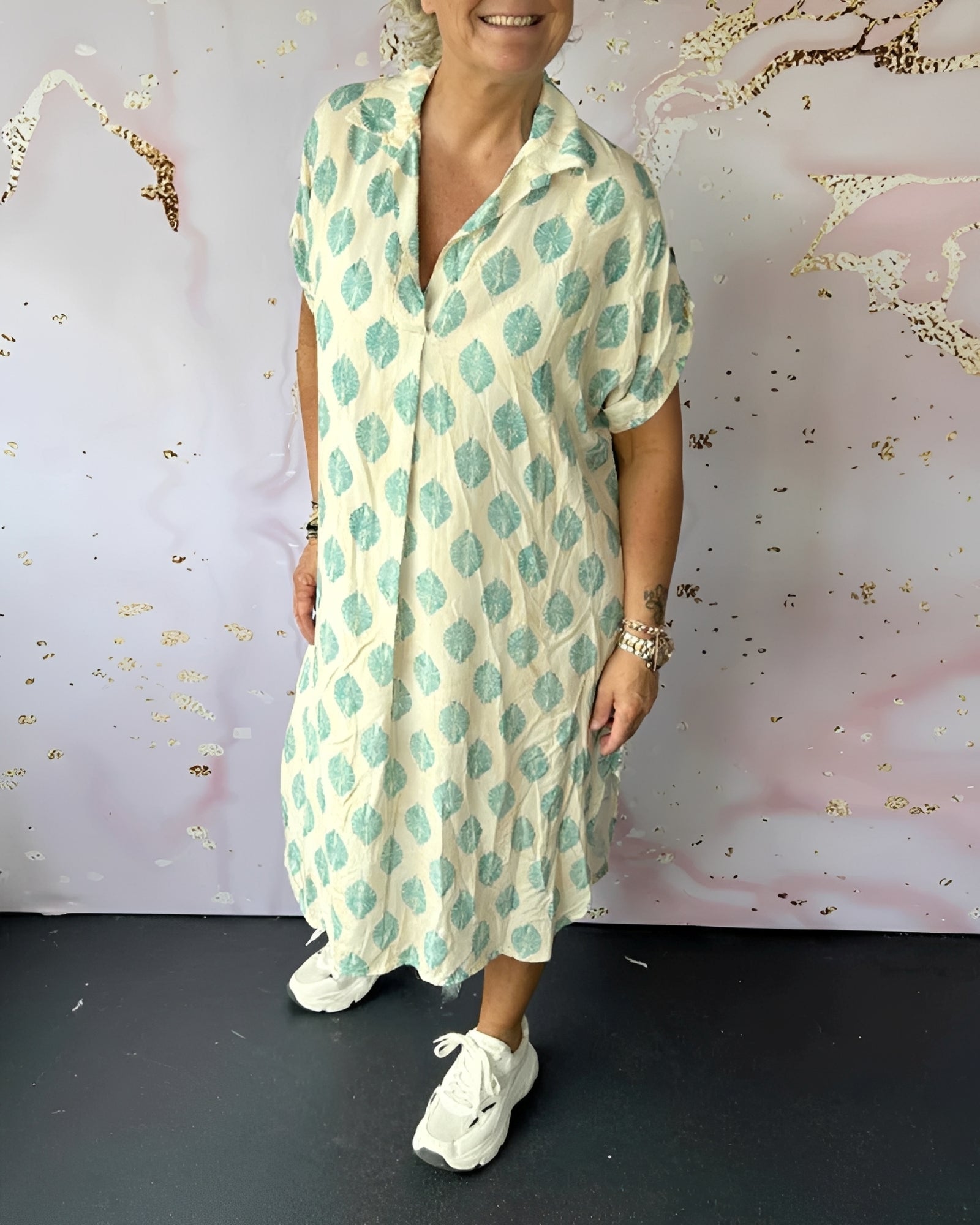 Kristina - elegantes, leger geschnittenes Damenkleid mit Revers