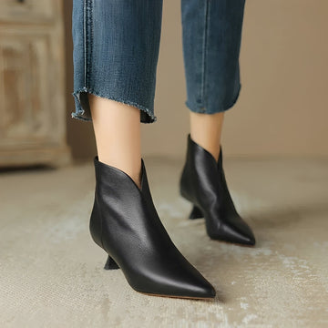 Samira - Stilvolle kurze Stiefel mit Absatz