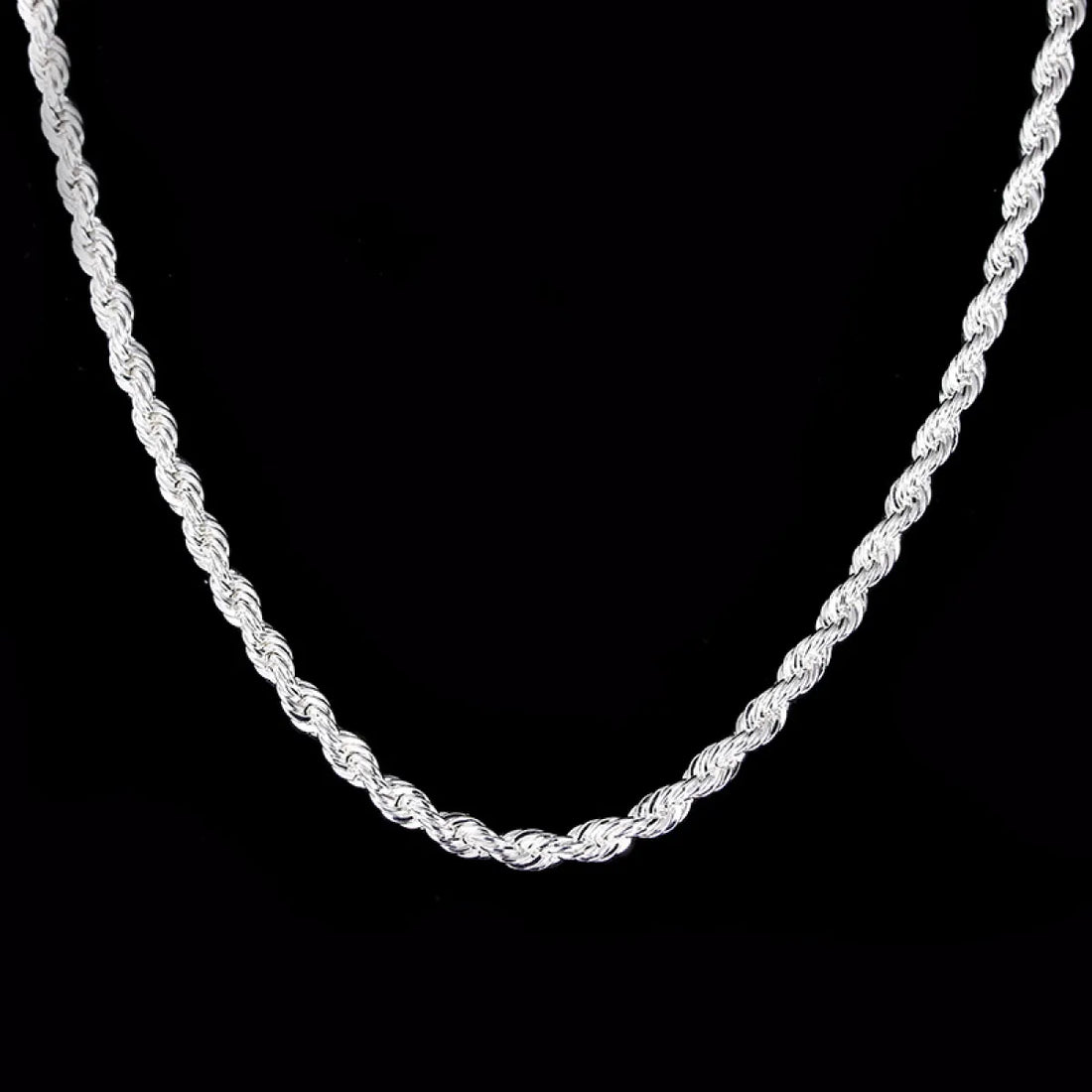 Isla – Kette mit gewelltem Anhänger und gedrehtem Design