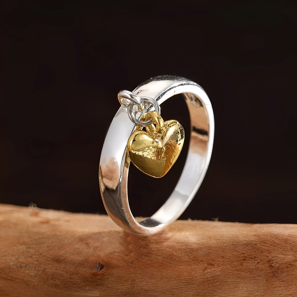 Maelie – Silberring mit beweglichem Herzen im Retro-Stil
