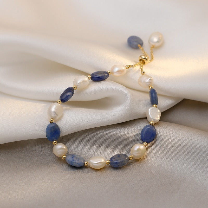 Kira – Elegantes Armband aus Meeresperlen