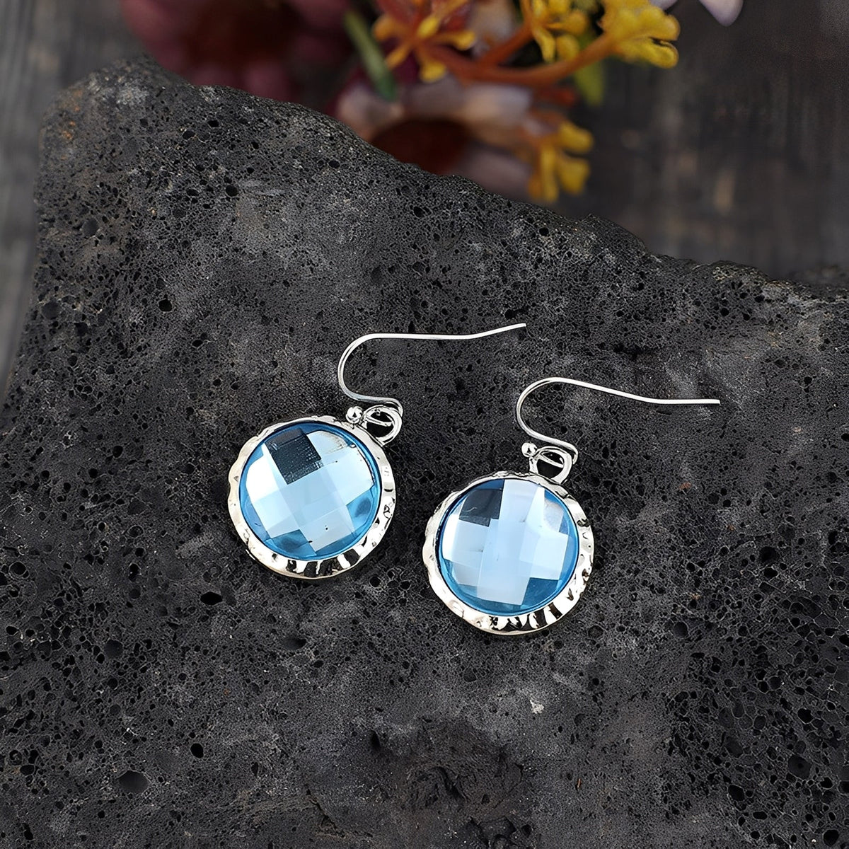 Azura – Vintage-Ohrringe mit blauen Steinen