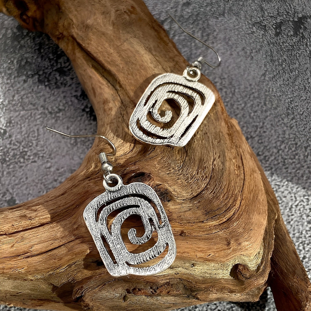 Kaia – Boho-Ohrringe in Silber mit Spiralgestaltung