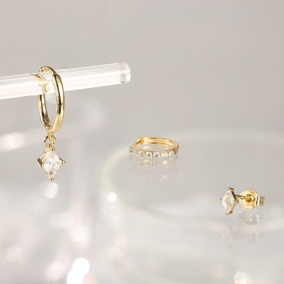 Azaria – Ohrringe-Set mit Diamantanhänger