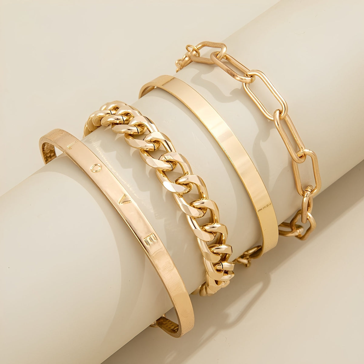 Elari – Set von 4 eleganten Armbändern für das Handgelenk