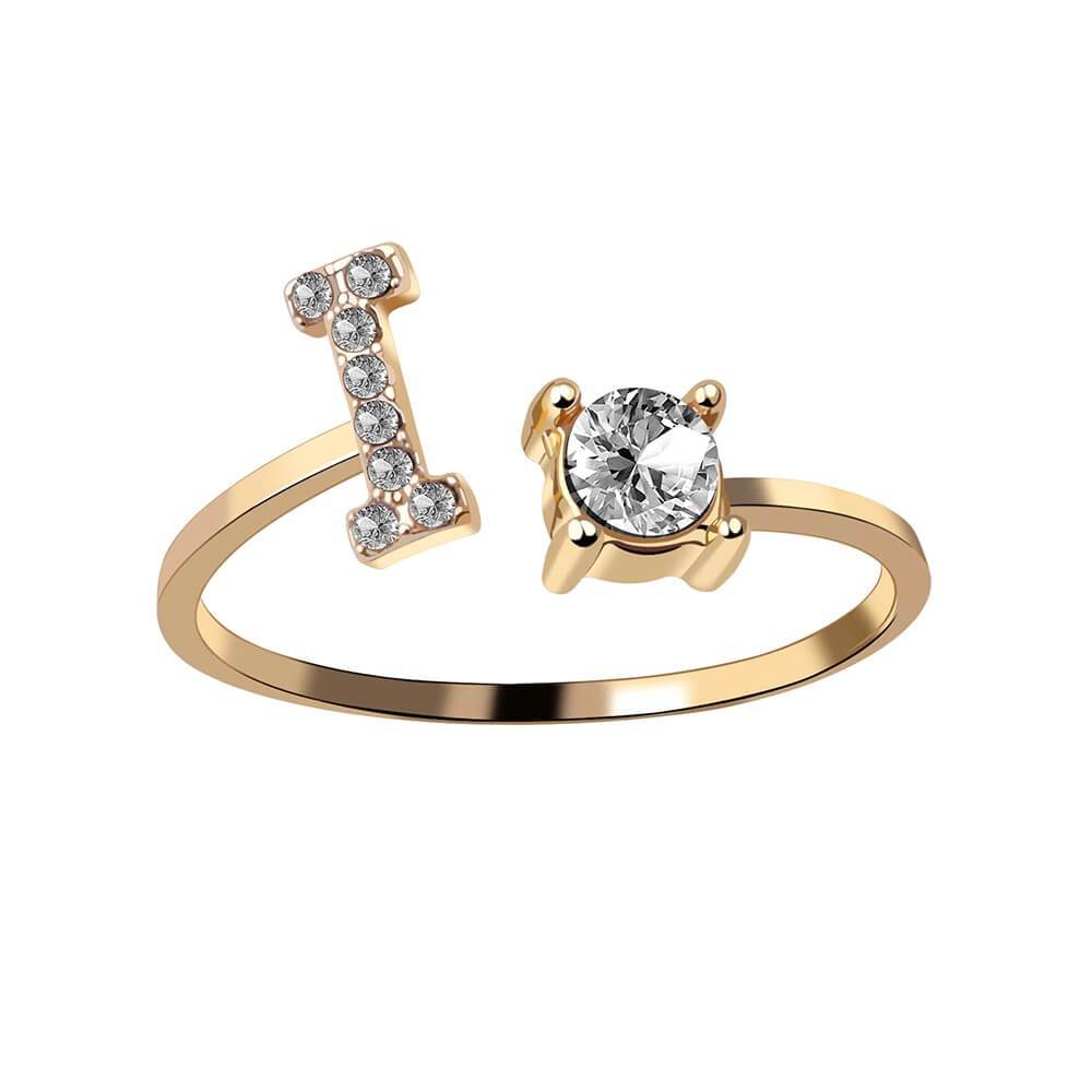 Nyla – Ring mit Initialen und Zirkonia