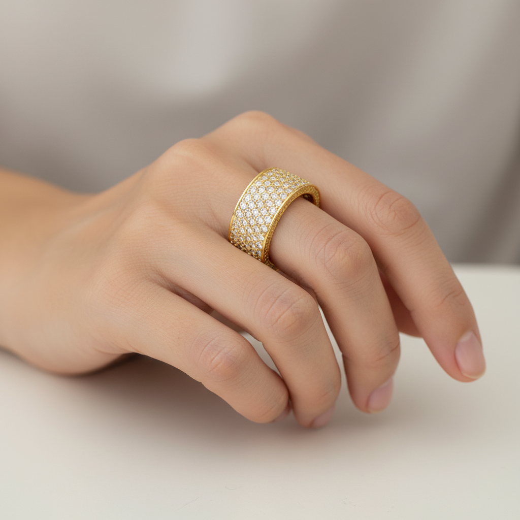 Tally – Ring mit Zirkonia-Einfassung