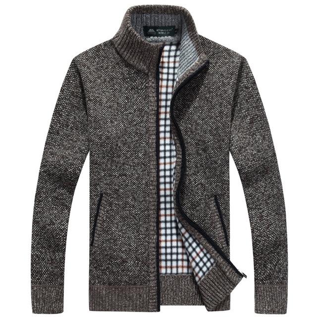 Iker - Flauschige Jacke mit Reißverschluss