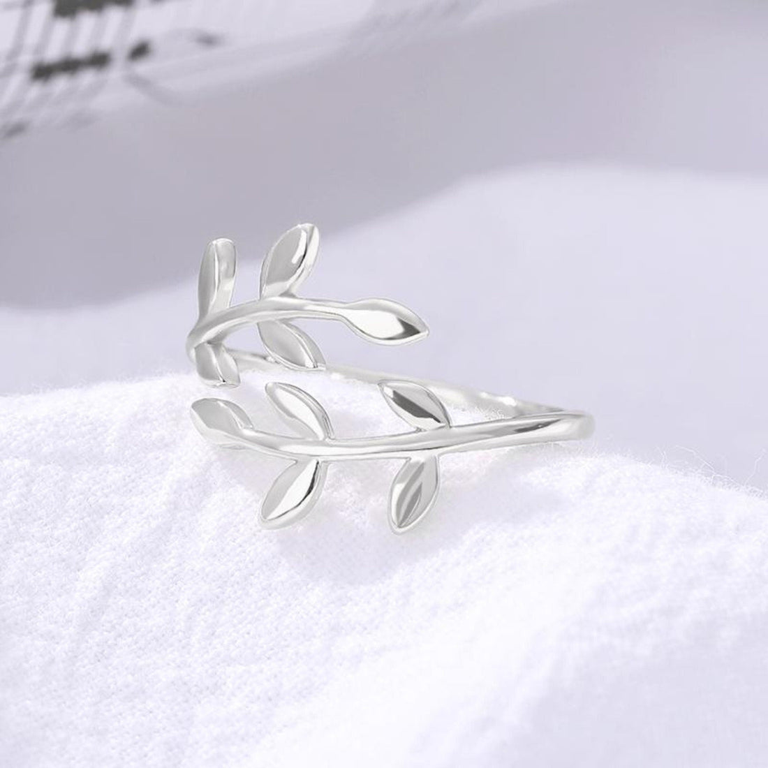 Jordin - Ring mit zarten Blättern
