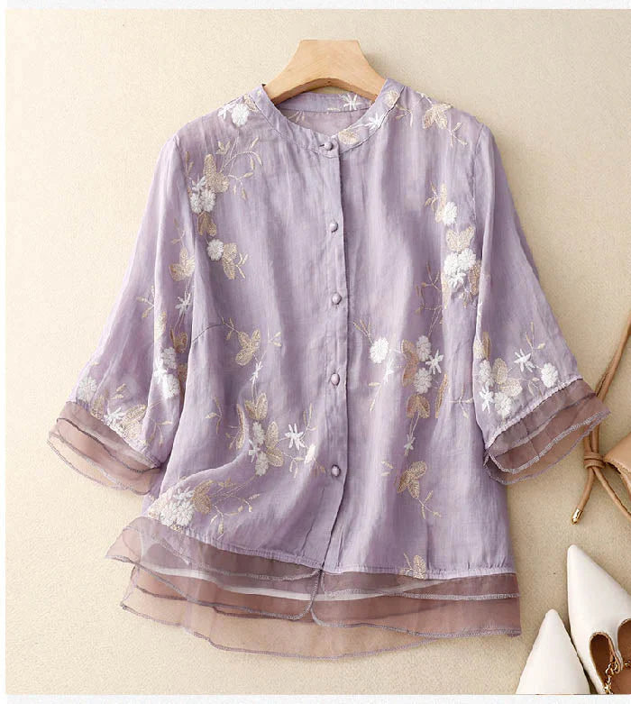 Kourtney – Stilvolle Damenbluse mit Stickerei